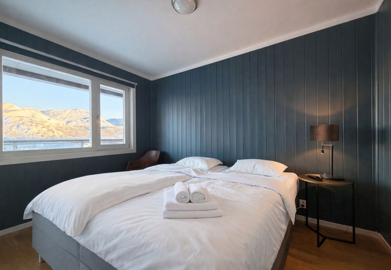 Apartment in Hemsedal - Ski in/Ski out with Sauna and Modern Mountain Comfort