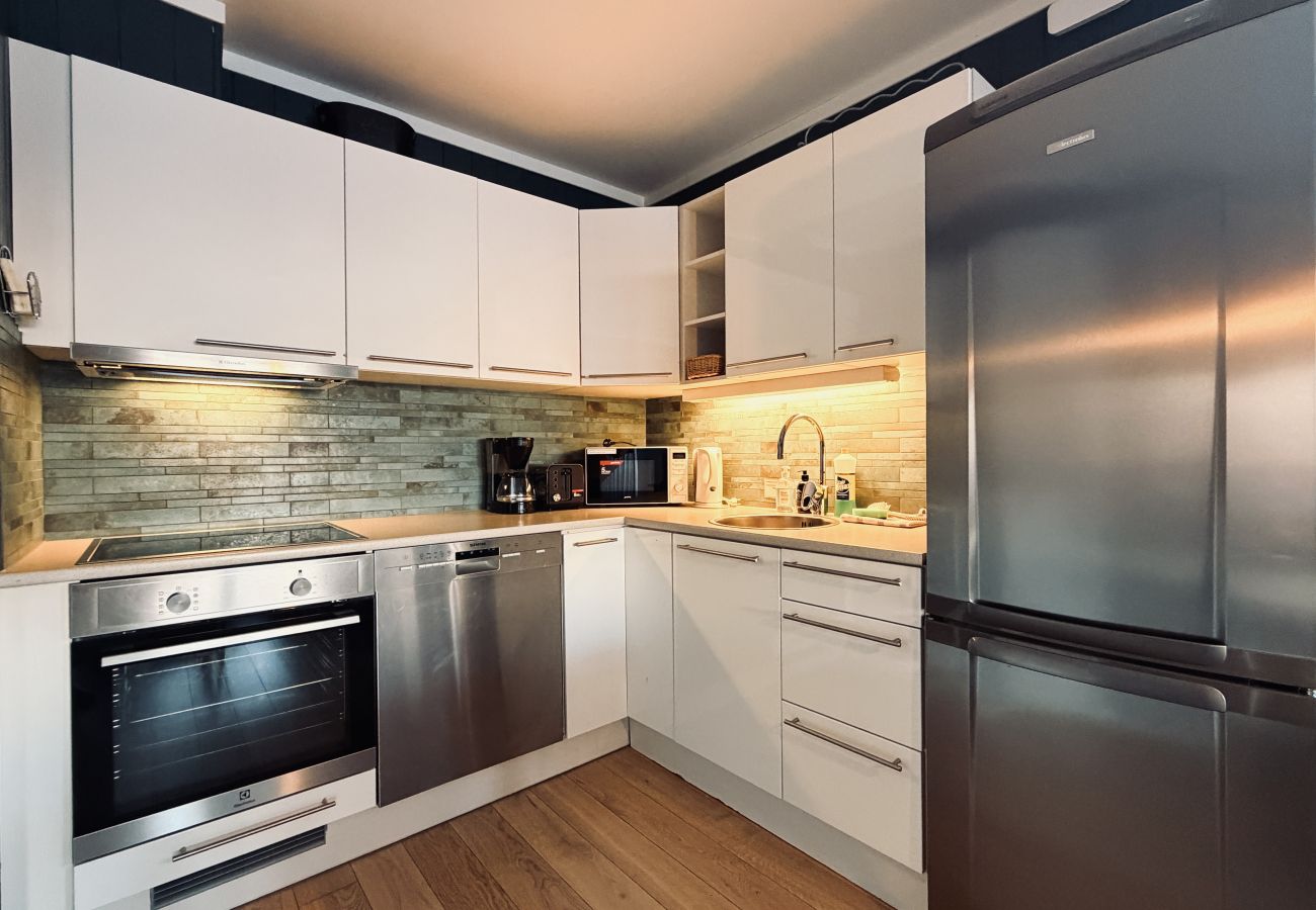 Apartment in Hemsedal - Ski in/Ski out with Sauna and Modern Mountain Comfort