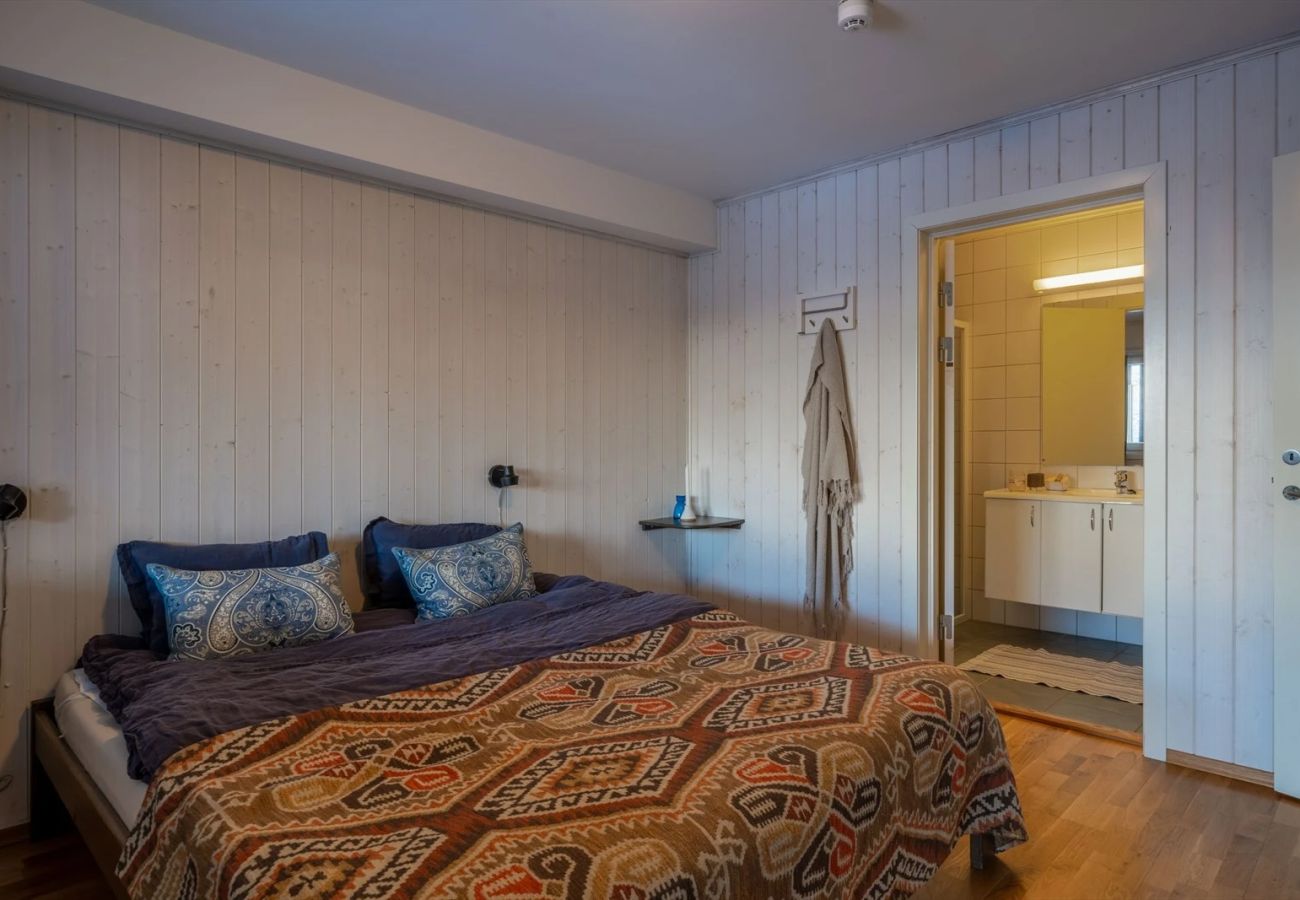 Apartment in Hemsedal - Large Ski in/Ski out Apartment for Groups