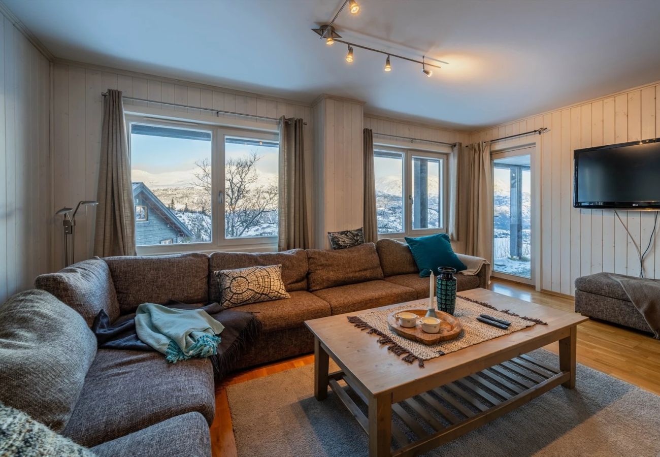 Apartment in Hemsedal - Large Ski in/Ski out Apartment for Groups