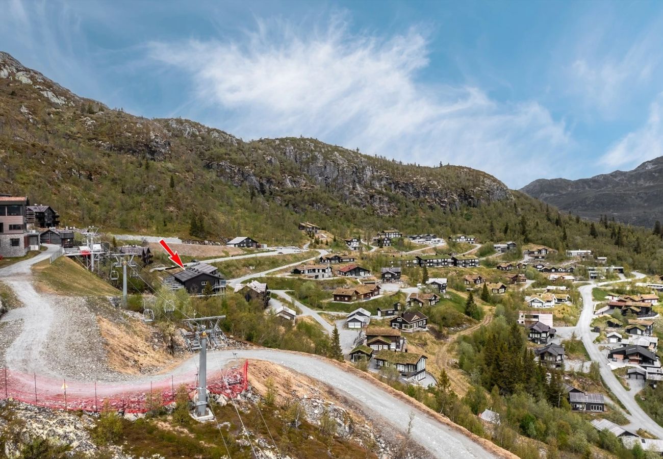 Apartment in Hemsedal - Large Ski in/Ski out Apartment for Groups