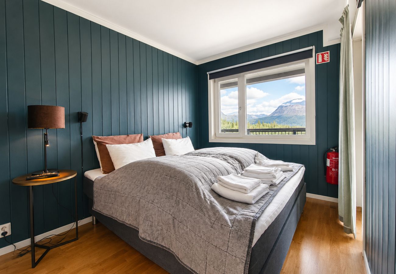 Apartment in Hemsedal - Family-Friendly Ski in/Ski out Retreat by Skarsnuten
