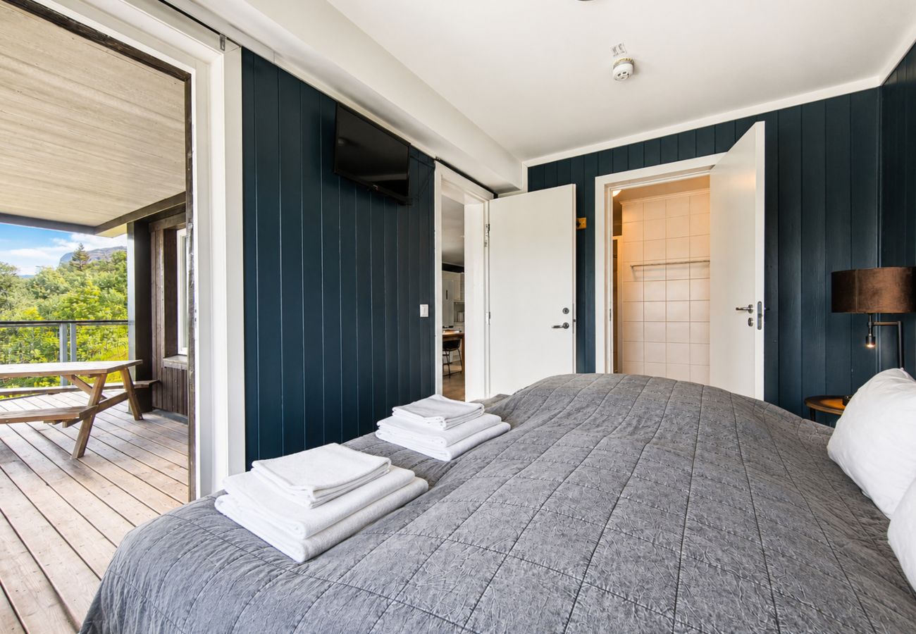 Apartment in Hemsedal - Family-Friendly Ski in/Ski out Retreat by Skarsnuten