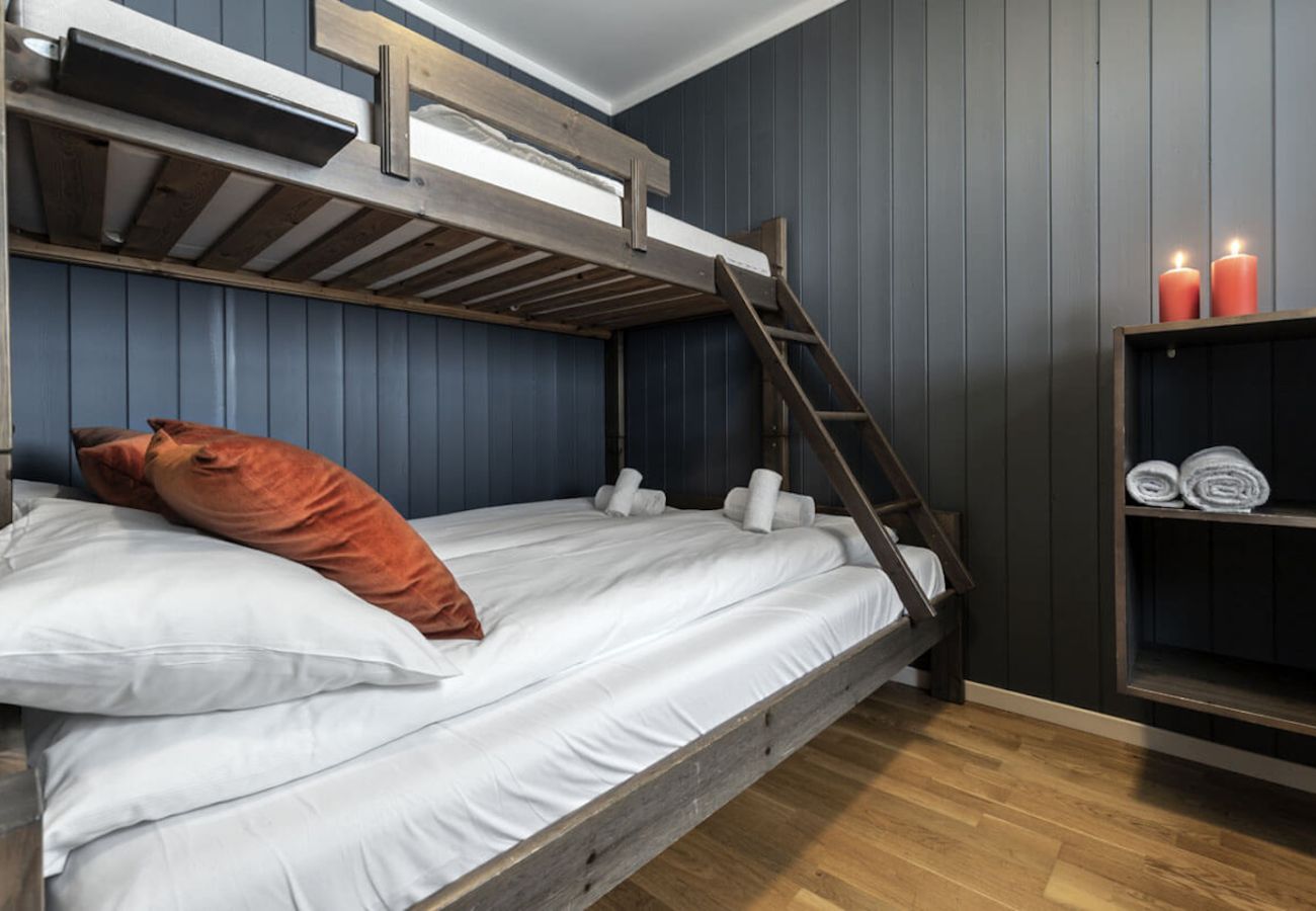 Apartment in Hemsedal - Ski in/Ski out with Style and Scenic Views