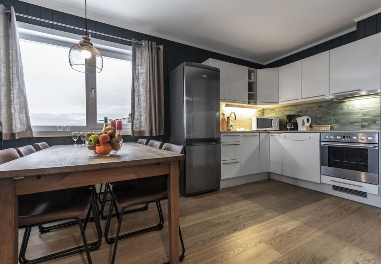 Apartment in Hemsedal - Ski in/Ski out with Style and Scenic Views