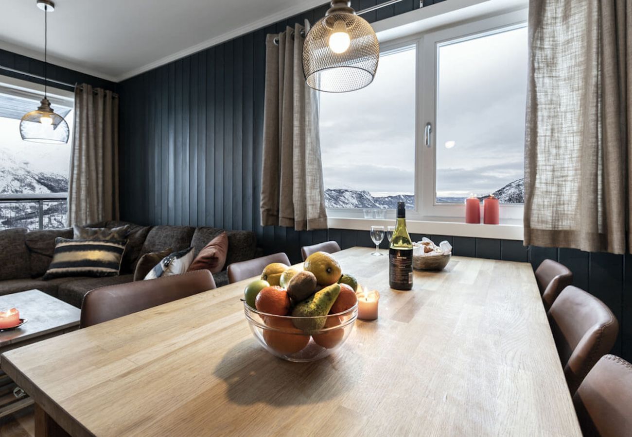 Apartment in Hemsedal - Ski in/Ski out with Style and Scenic Views