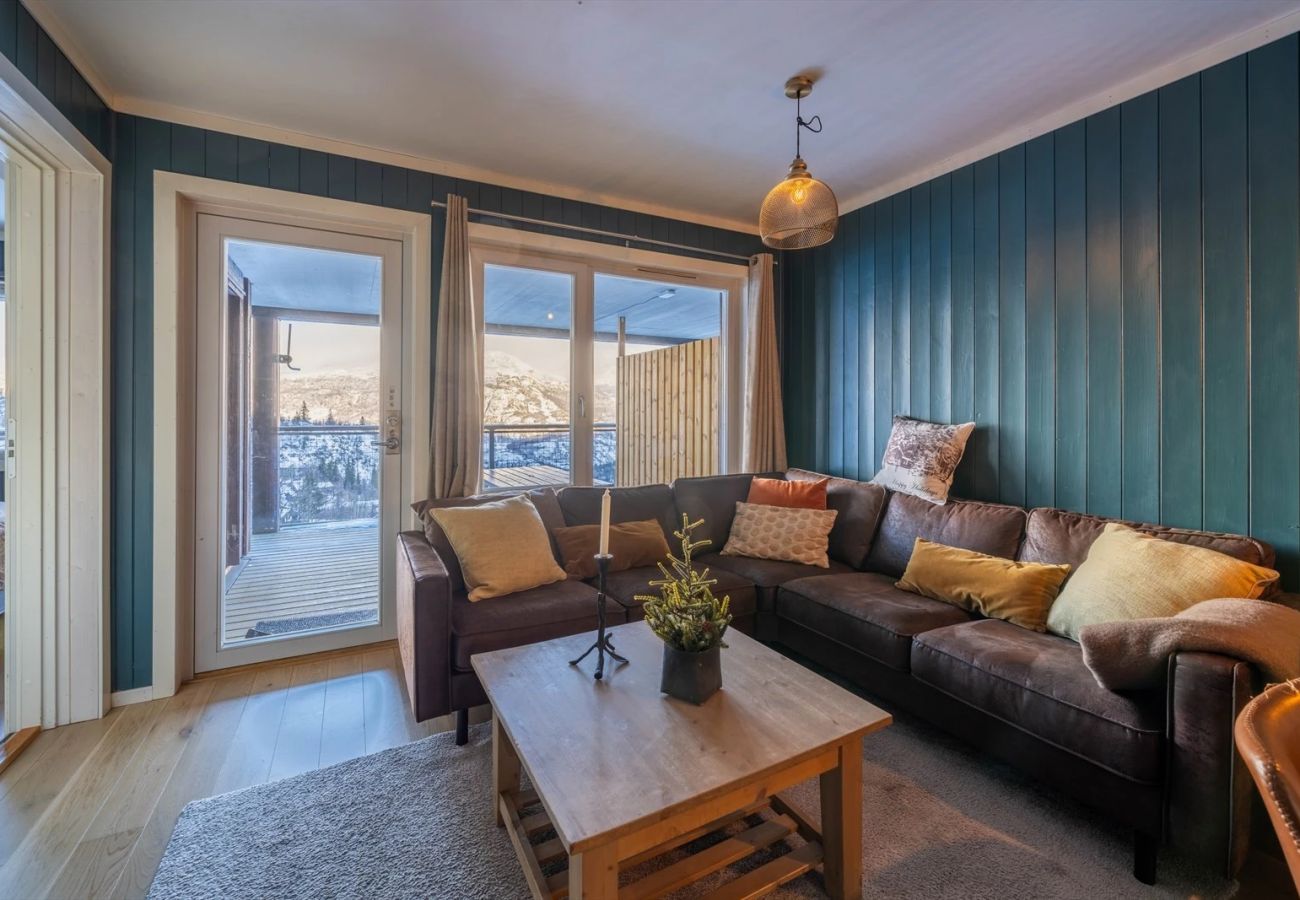 Apartment in Hemsedal - Ski in/Ski out with Style and Scenic Views