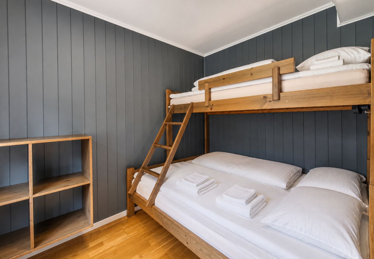 Apartment in Hemsedal - Ski in/Ski out with Style and Scenic Views