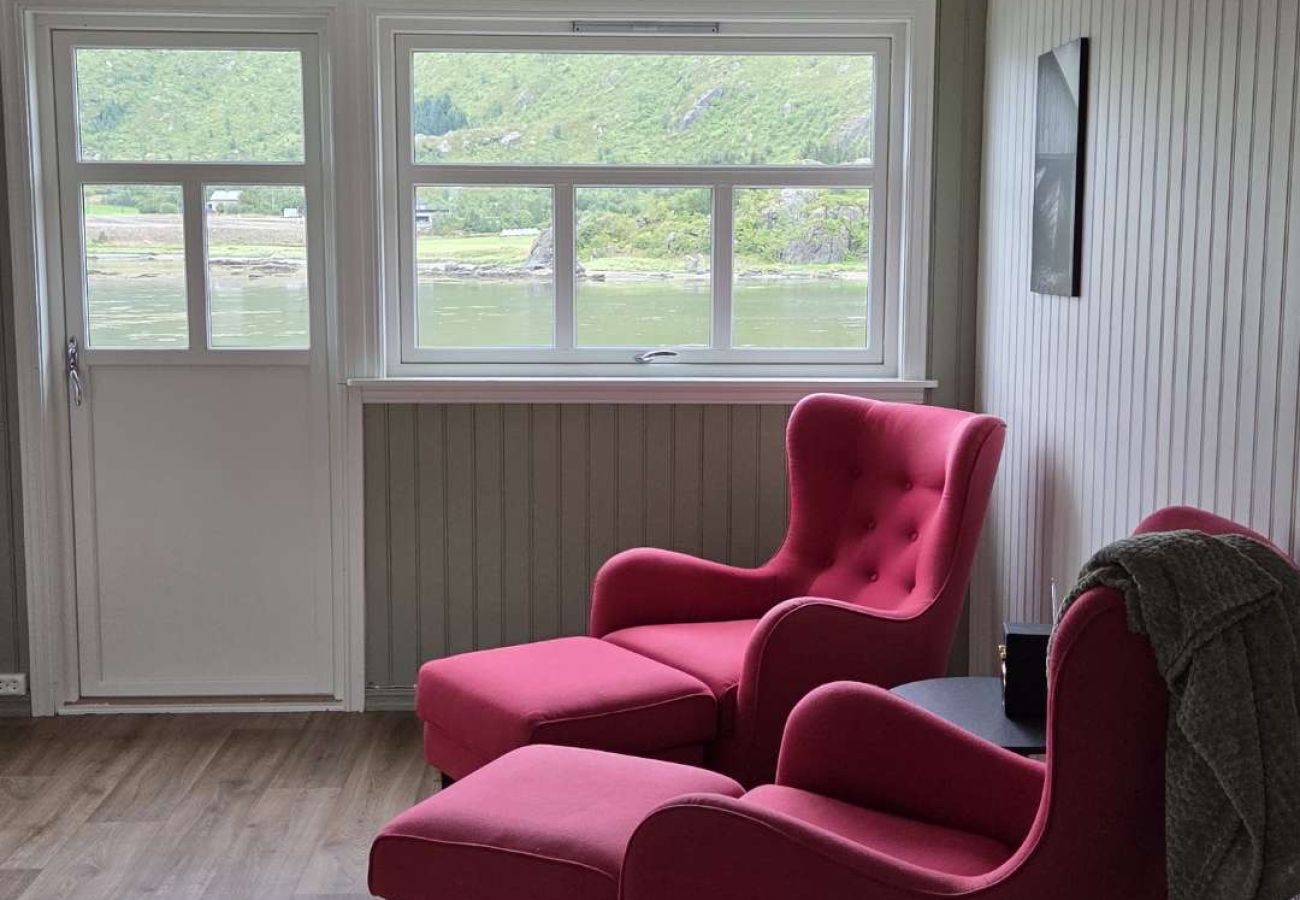House in Vestvågøy - Peaceful retreat in Lofoten