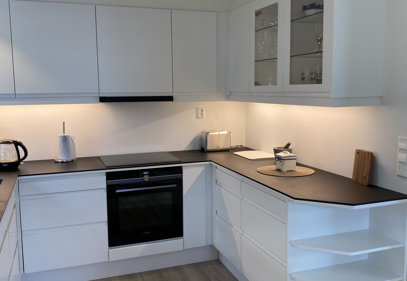 Apartment in Vågan - Modern apartment with mountain and sea view