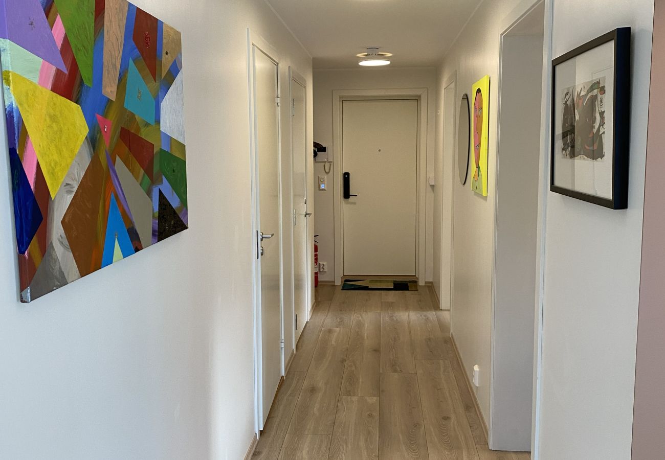 Apartment in Vågan - Modern apartment with mountain and sea view