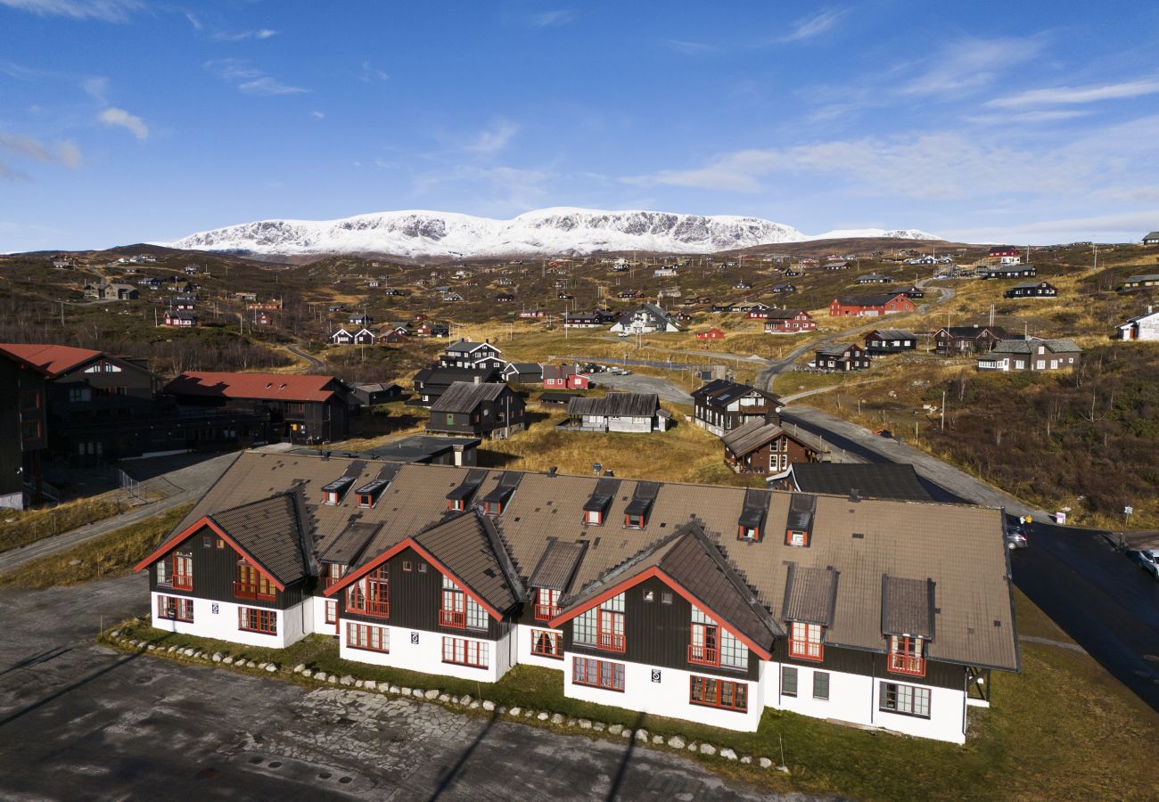 Apartment in Hol - Alpine Apartment with Parking and Balcony