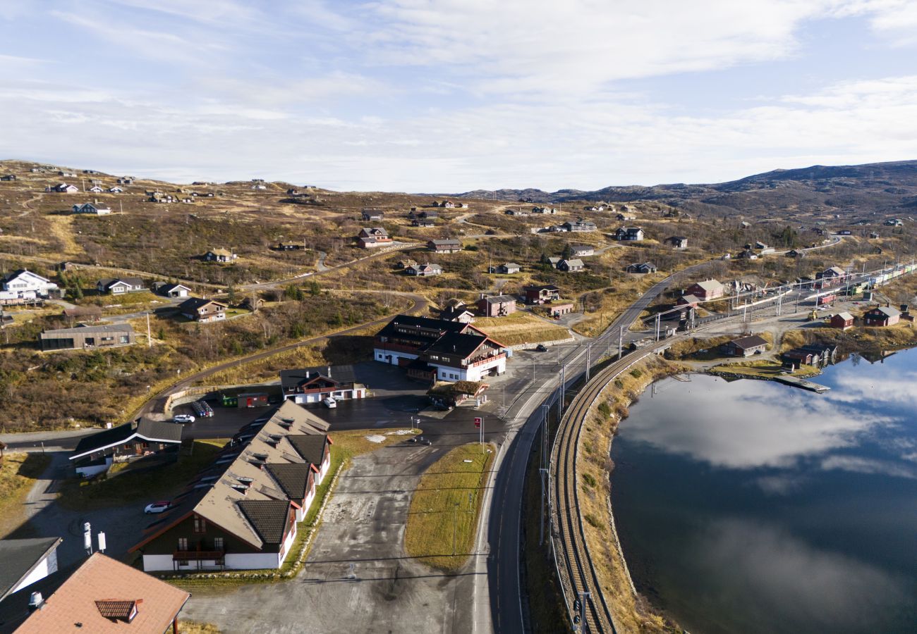 Apartment in Hol - Alpine Apartment with Parking and Balcony