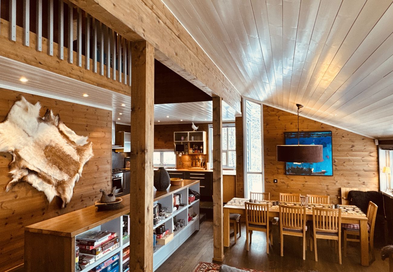 Cabin in Hol - Familiehytte med fantastisk beliggenhet i Vestlia