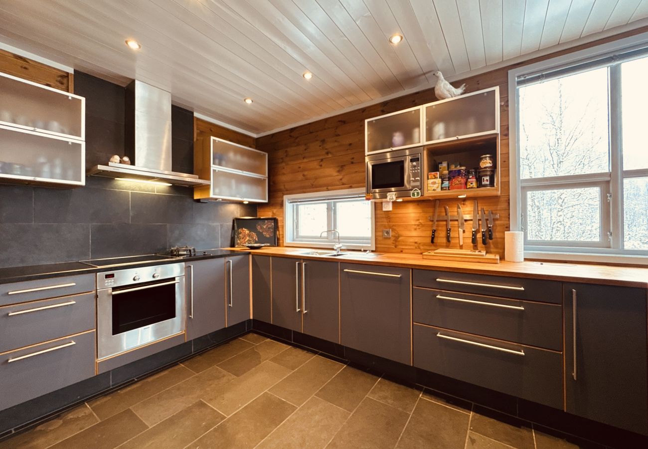 Cabin in Hol - Familiehytte med fantastisk beliggenhet i Vestlia