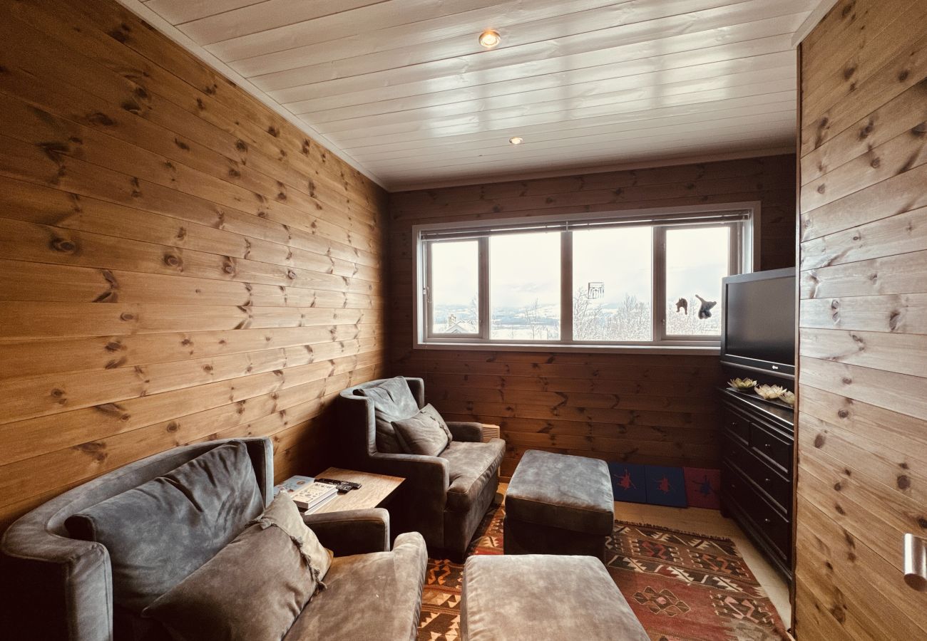 Cabin in Hol - Familiehytte med fantastisk beliggenhet i Vestlia