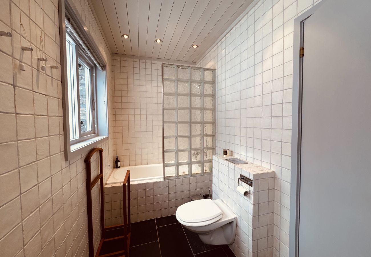 Cabin in Hol - Familiehytte med fantastisk beliggenhet i Vestlia