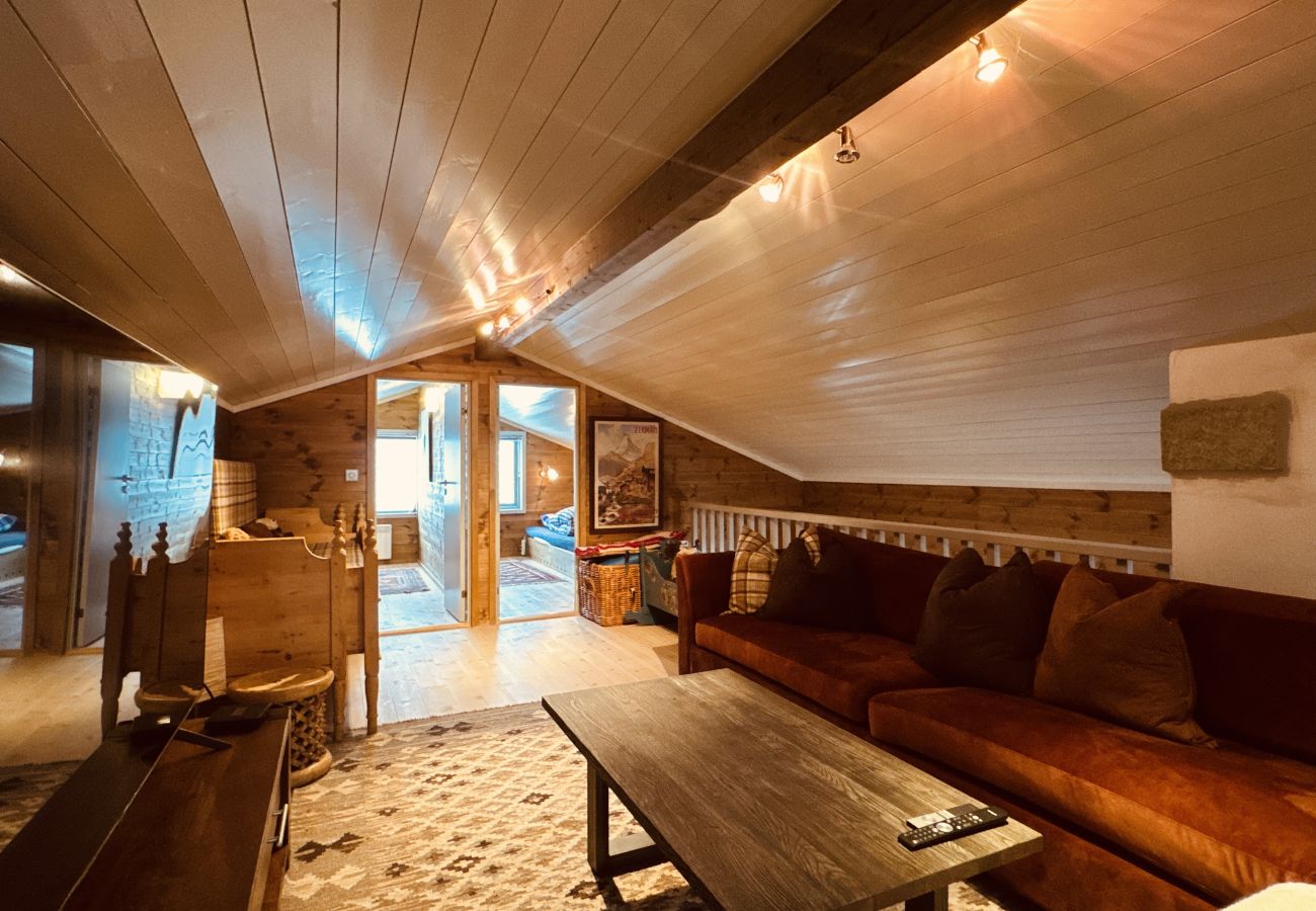 Cabin in Hol - Familiehytte med fantastisk beliggenhet i Vestlia