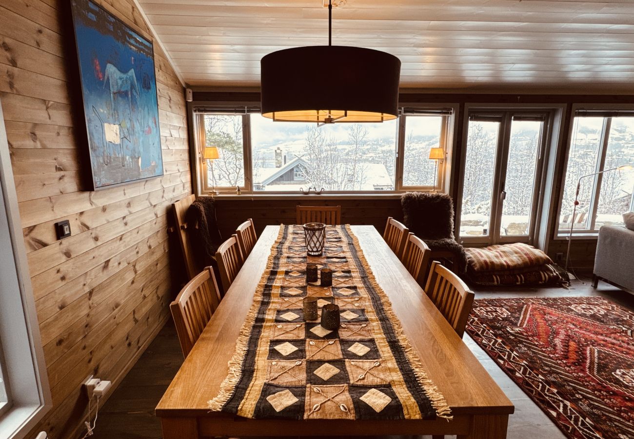Cabin in Hol - Familiehytte med fantastisk beliggenhet i Vestlia