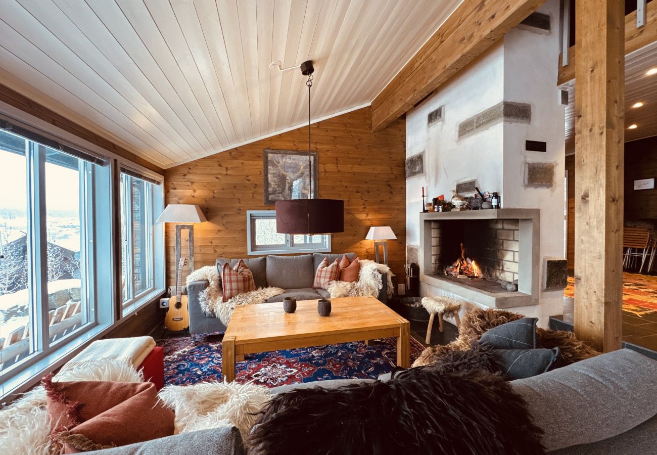 Cabin in Hol - Familiehytte med fantastisk beliggenhet i Vestlia