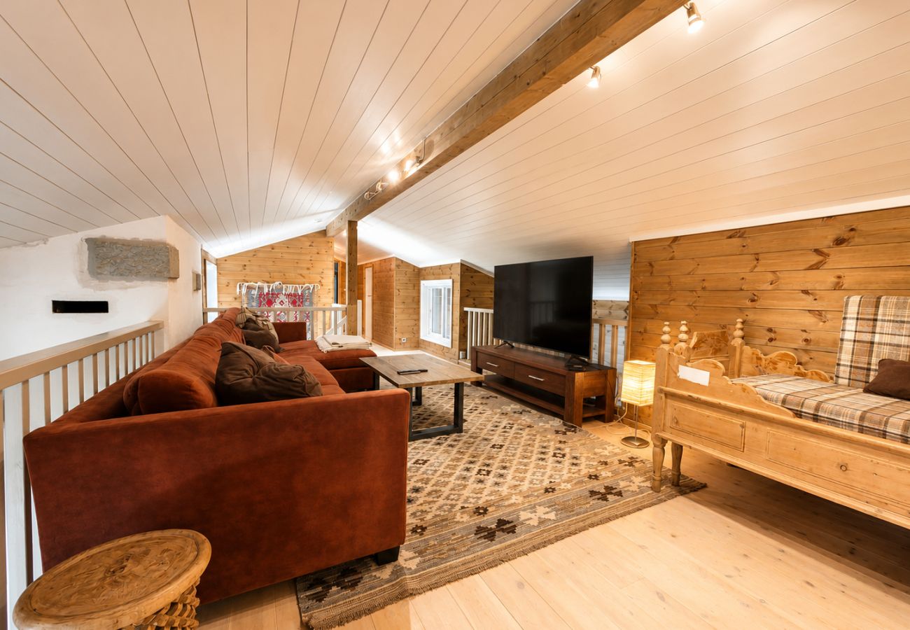 Cabin in Hol - Familiehytte med fantastisk beliggenhet i Vestlia