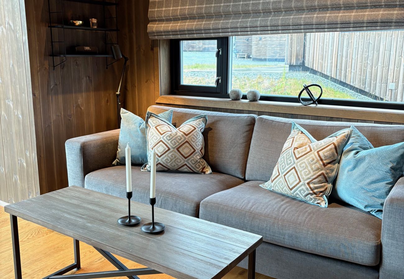 Cabin in Hemsedal - Hemsedal ski in/ski out cabin – modern comfort by the slopes