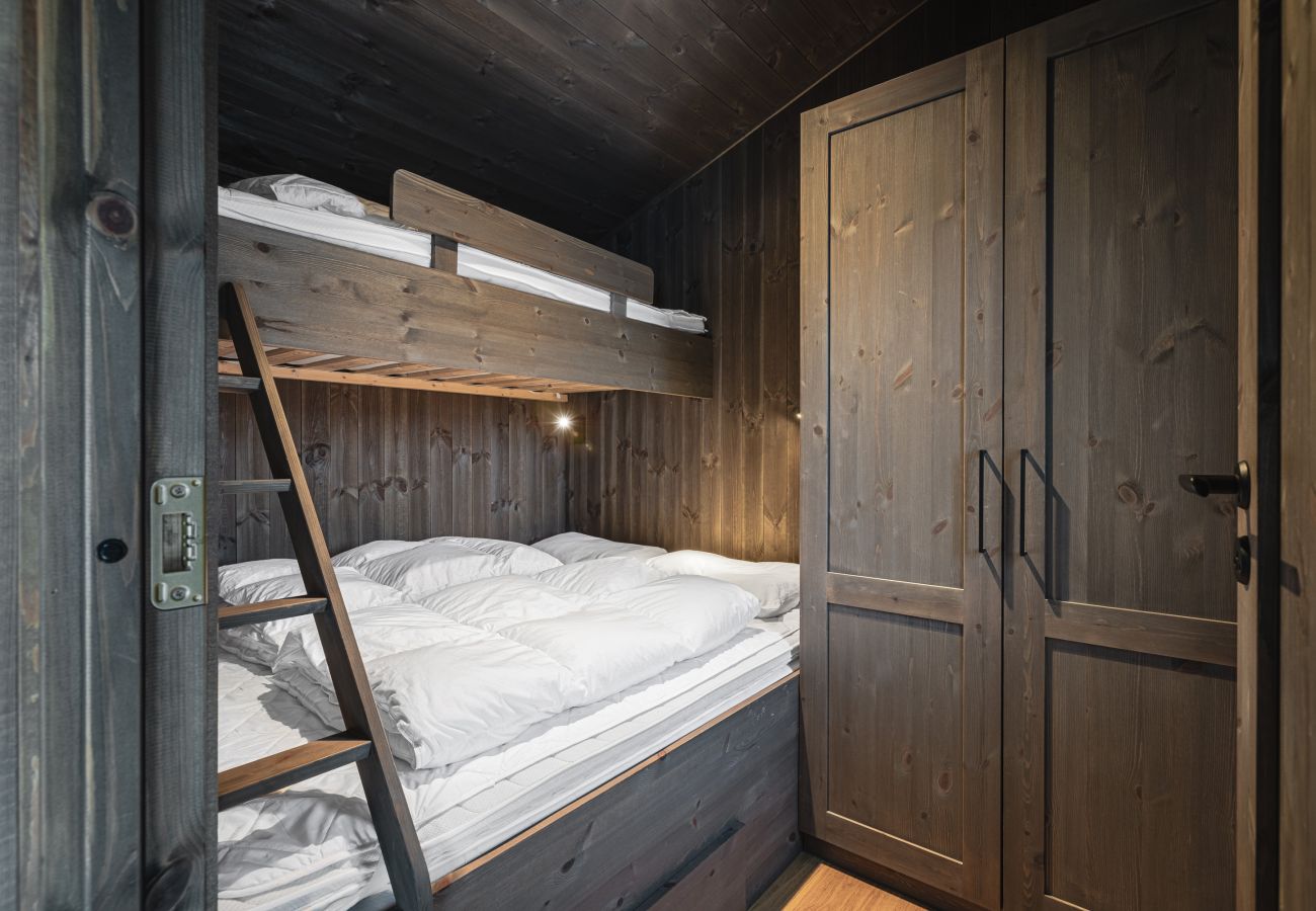 Cabin in Hemsedal - Hemsedal ski in/ski out cabin – modern comfort by the slopes