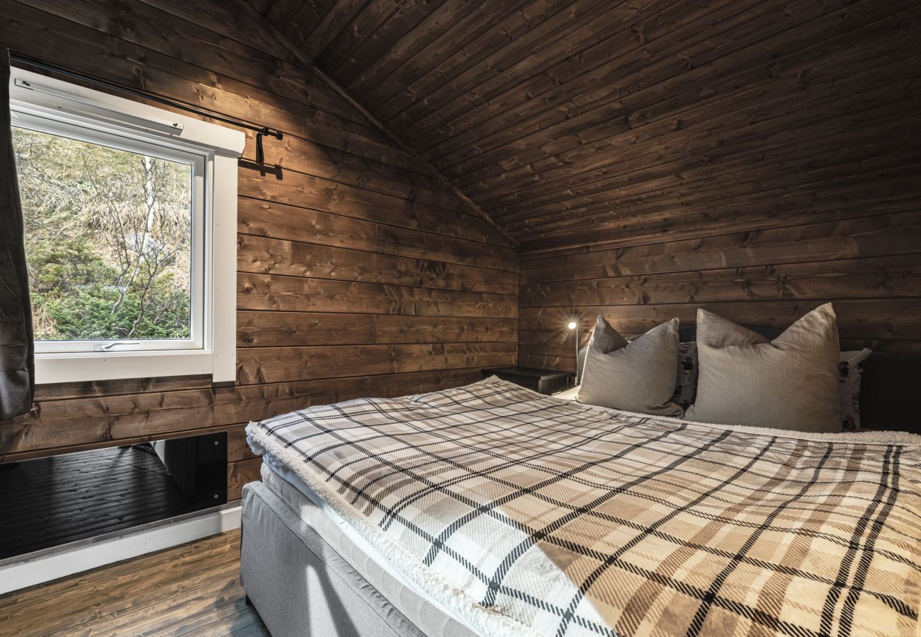 Cabin in Hemsedal - Unique 'Stabbur' in Hemsedal, view to skislopes