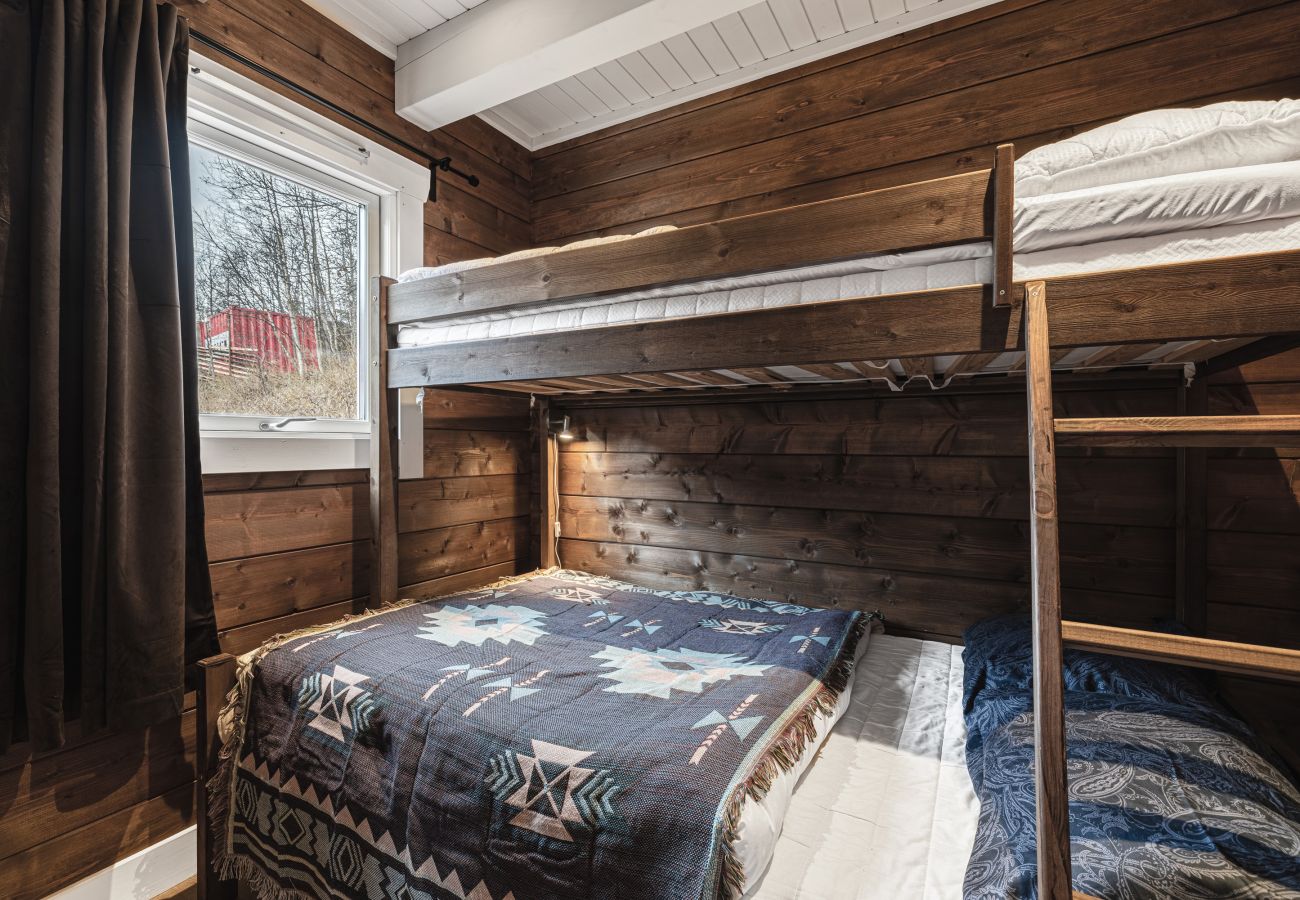 Cabin in Hemsedal - Unique 'Stabbur' in Hemsedal, view to skislopes