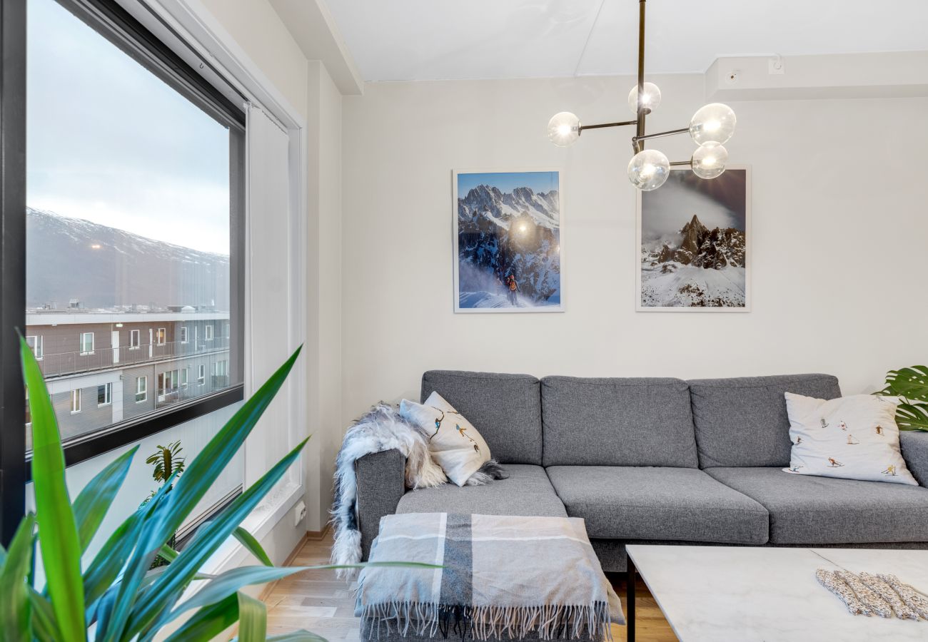 Apartment in Tromsø - Moderne sentral toppleilighet med utsikt til fjellheisen og Tromsdalstind