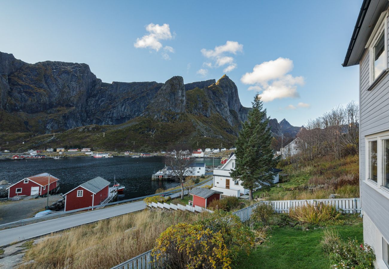 House in Moskenes - Valen Retro Home, Reine