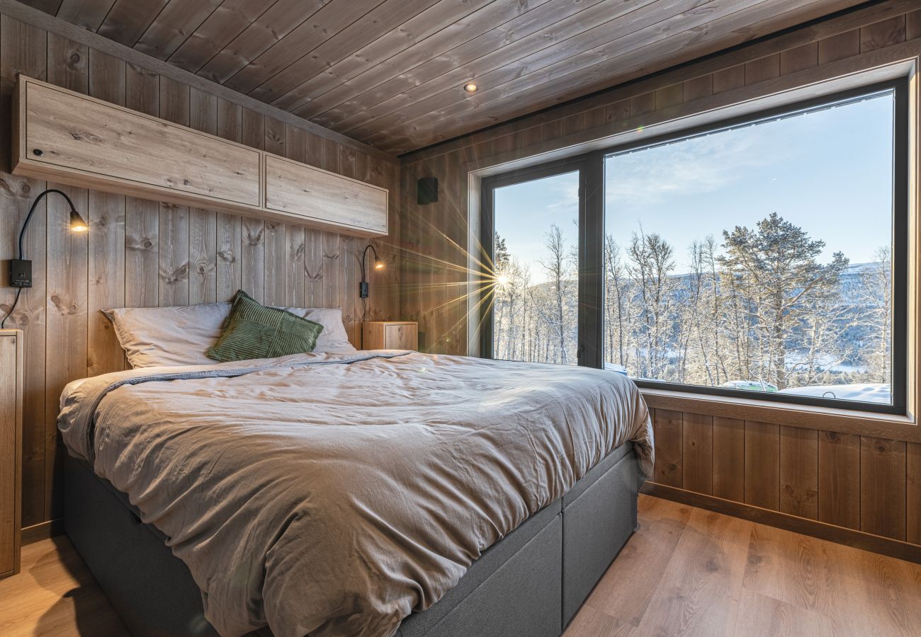 Cabin in Hol - New luxury cabin in Geilo with hot tub, mountain views & ski access