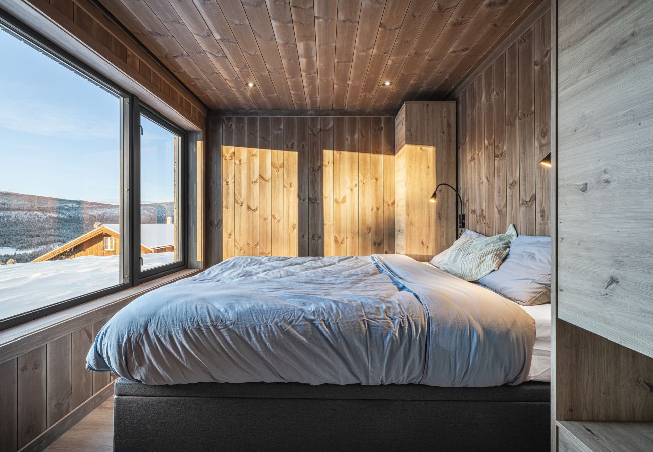 Cabin in Hol - New luxury cabin in Geilo with hot tub, mountain views & ski access