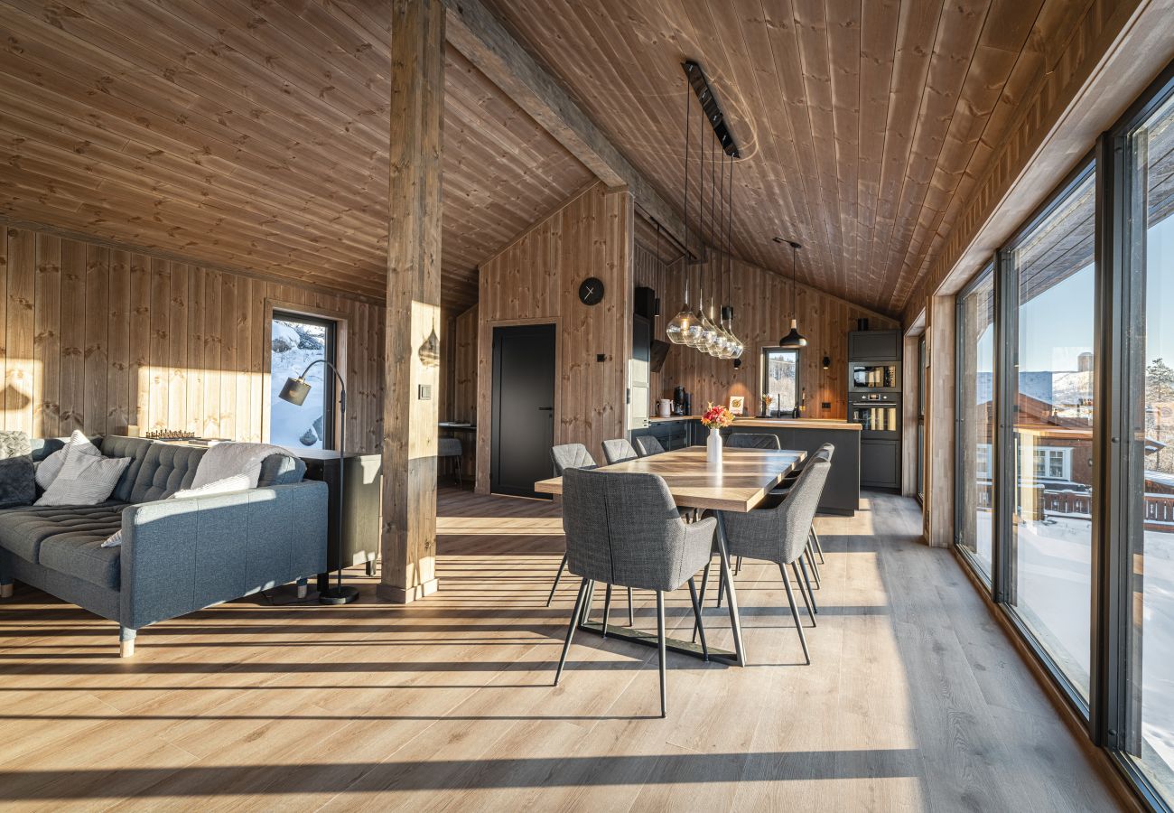 Cabin in Hol - New luxury cabin in Geilo with hot tub, mountain views & ski access