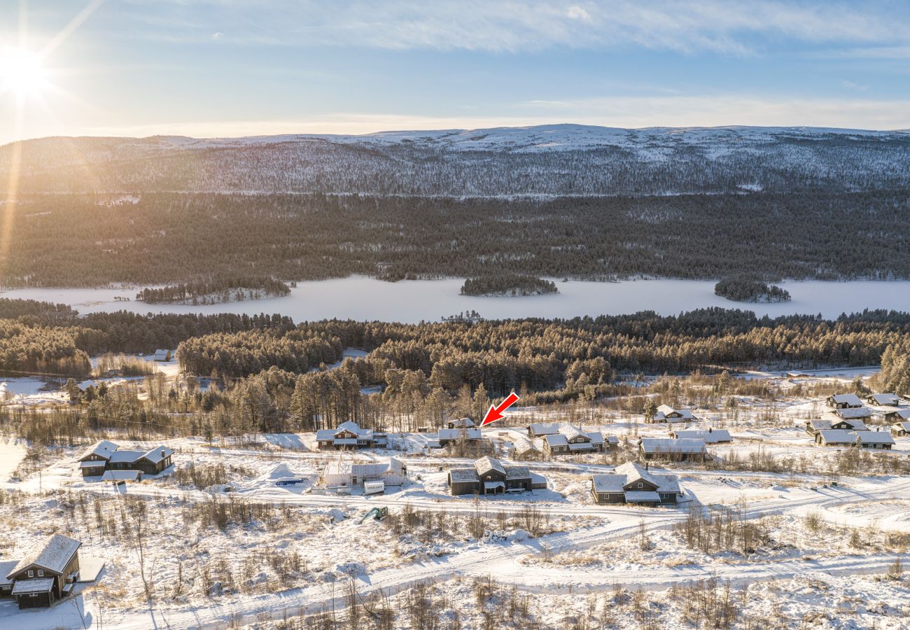 Cabin in Hol - New luxury cabin in Geilo with hot tub, mountain views & ski access
