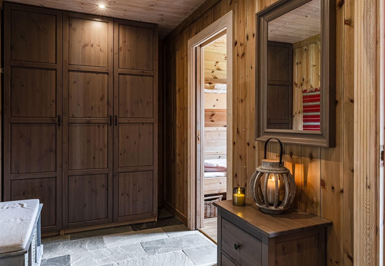 Cabin in Hemsedal - Charming cabin in Hemsedal Golf Alpin – ideal for families, fishing & skiing