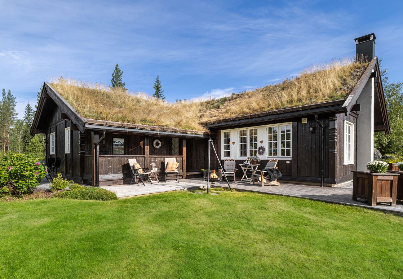 Cabin in Hemsedal - Charming cabin in Hemsedal Golf Alpin – ideal for families, fishing & skiing