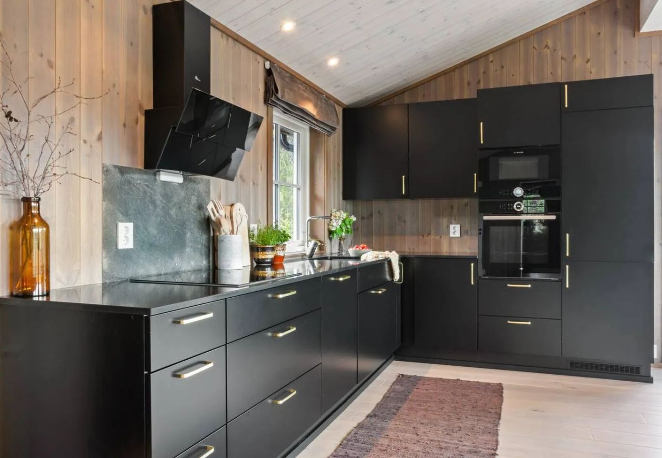 Cottage in Gol - Solglimt, mountain cabin in Golsfjellet with jacuzzi