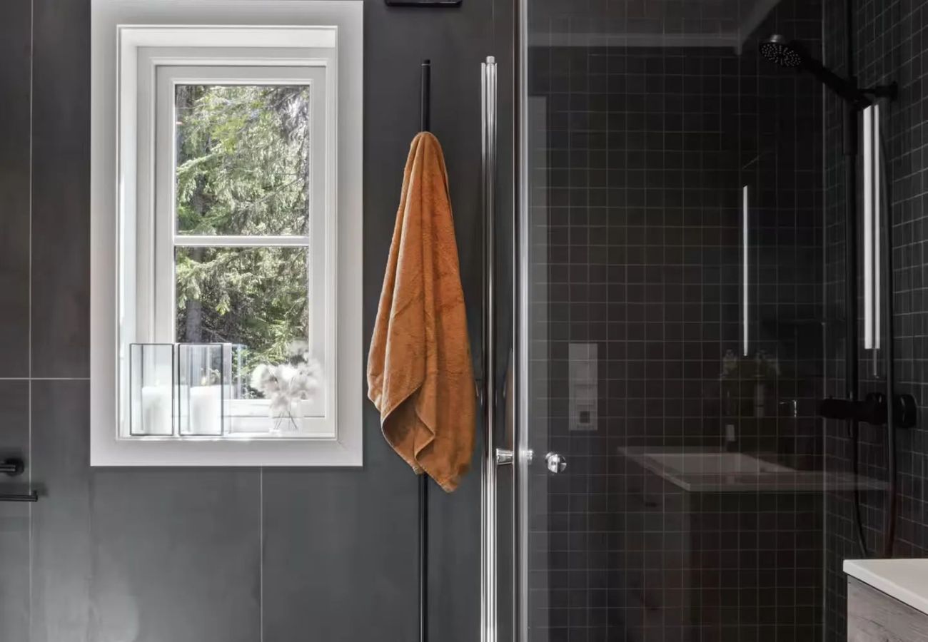 Cottage in Gol - Solglimt, mountain cabin in Golsfjellet with jacuzzi