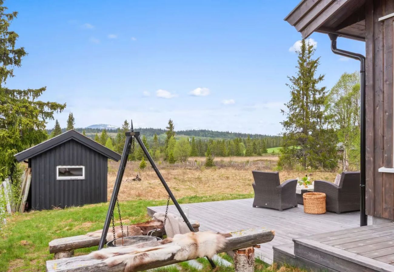 Cottage in Gol - Solglimt, mountain cabin in Golsfjellet with jacuzzi
