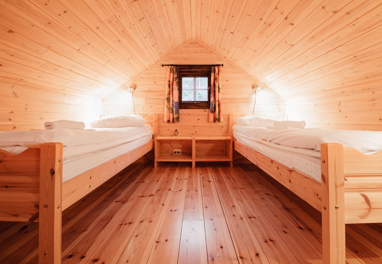 Cottage in Moskenes - Magnusbua, traditional rorbu in Reine, Lofoten