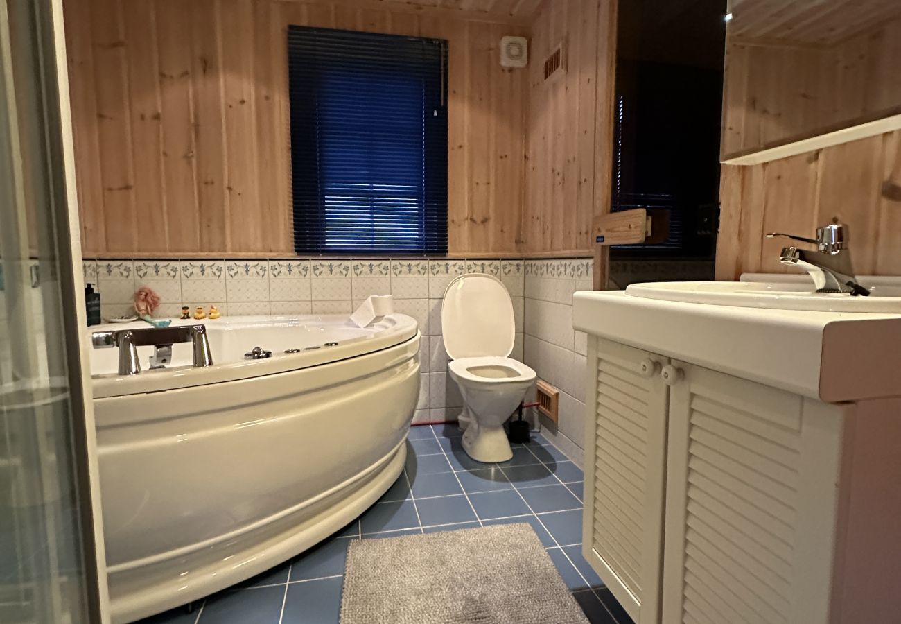 Cottage in Øyer - Family cabin in Hafjell, ski in-ski out