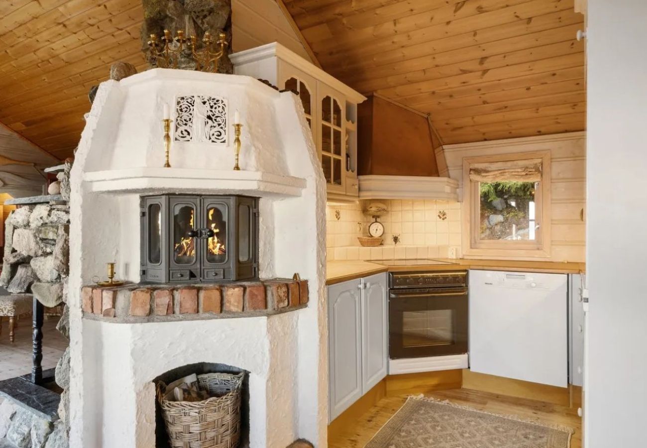 Cottage in Øyer - Bekkeblom, family cabin with extension in Hafjell