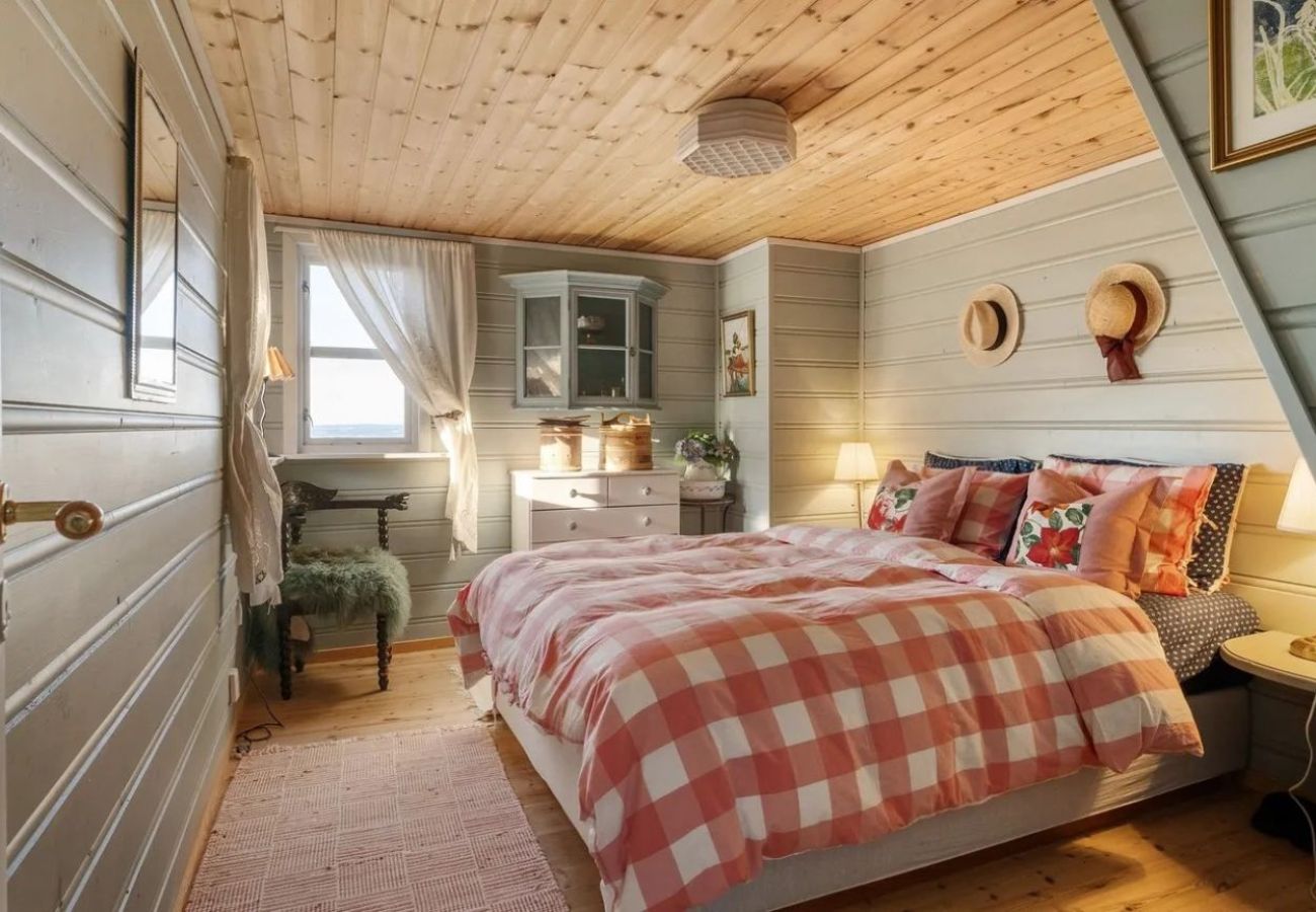 Cottage in Øyer - Bekkeblom, family cabin with extension in Hafjell