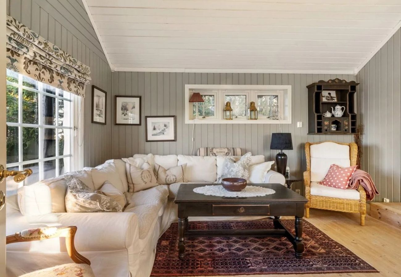 Cottage in Øyer - Bekkeblom, family cabin with extension in Hafjell