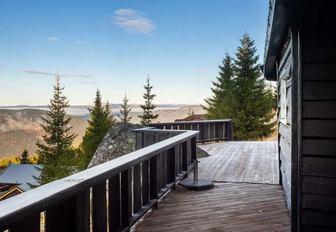 Cottage in Øyer - Bekkeblom, family cabin with extension in Hafjell