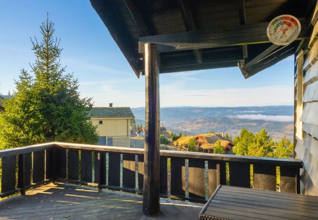 Cottage in Øyer - Bekkeblom, family cabin with extension in Hafjell