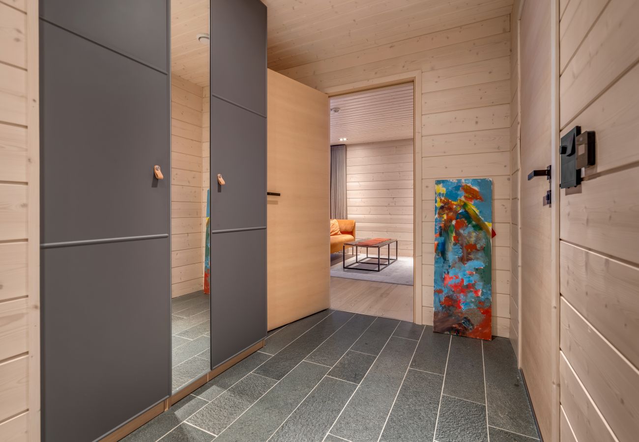 Apartment in Tromsø - Ecological wood house with a garden