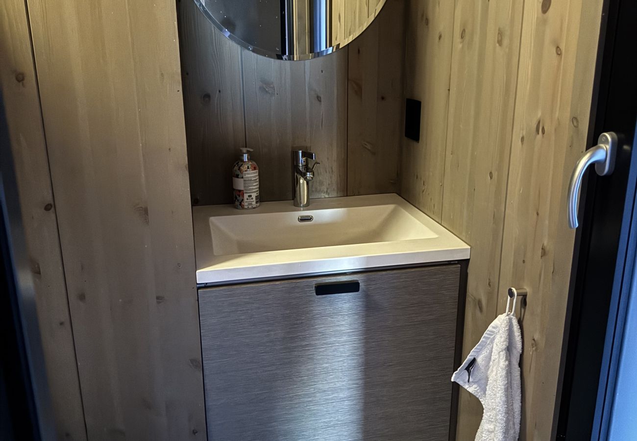 Cottage in Øyer - Beautiful Ski-in / Ski-out Cabin at the top of the mountain in Hafjell