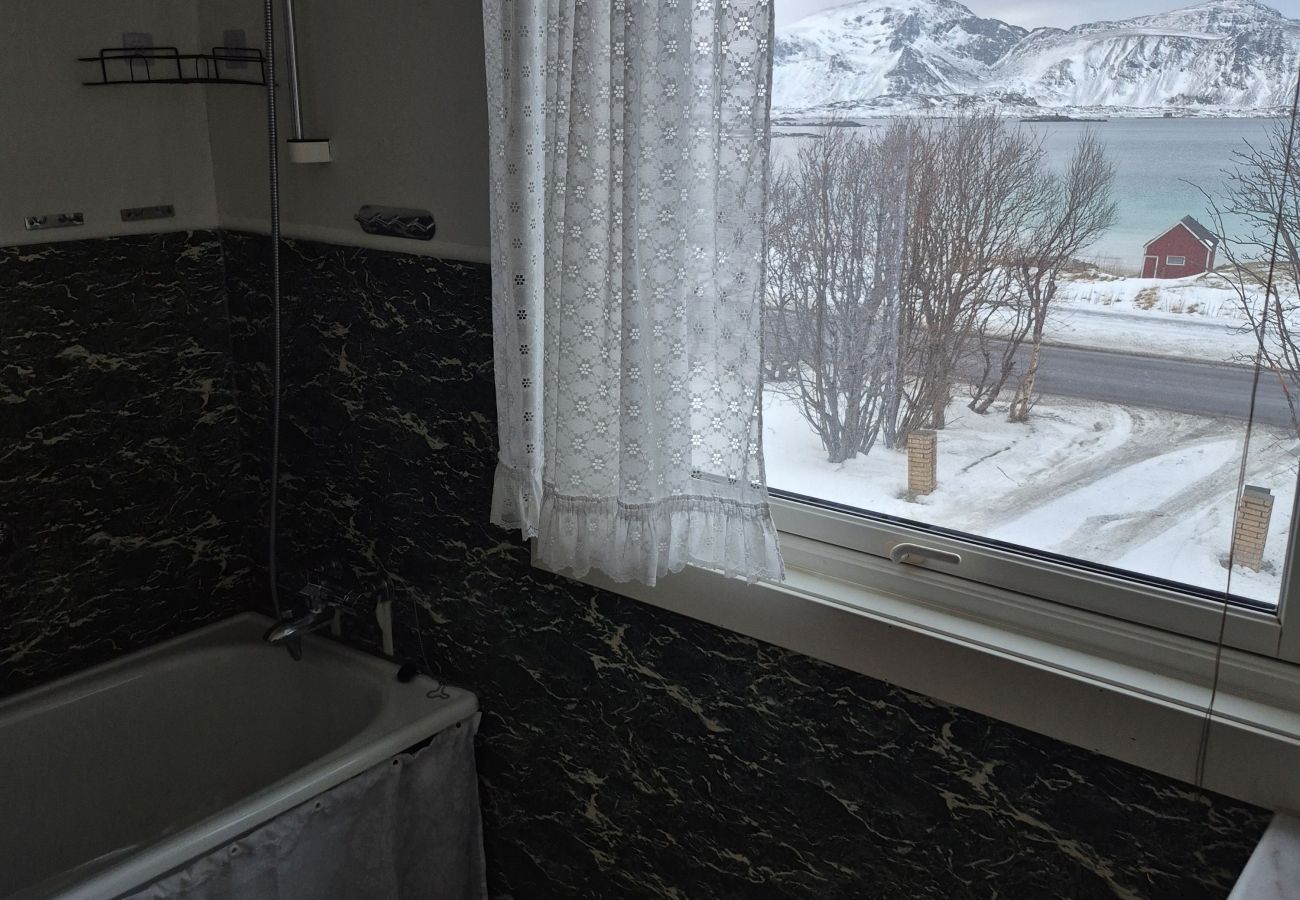 House in Flakstad - House by Ramberg Beach